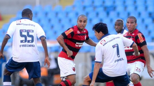 Você lembra? Última vez que o Bahia venceu o Flamengo fora de casa foi em 2011