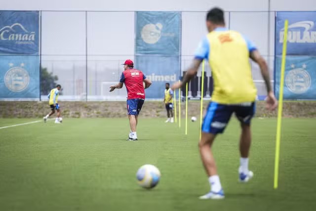 Esquadrão pronto! Veja time provável, desfalques e dúvidas após treino.