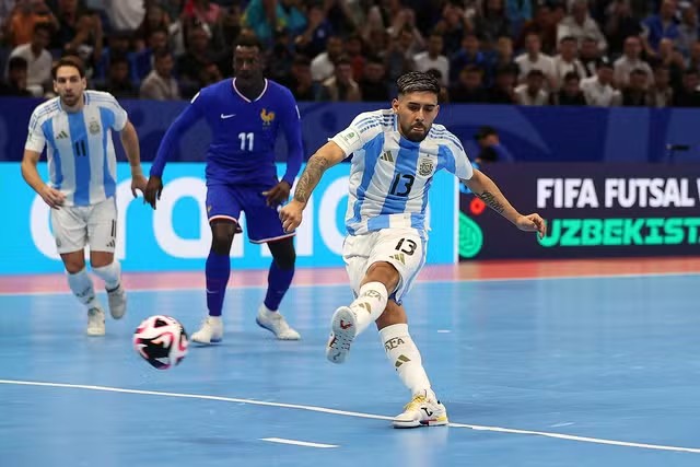 Final inédita! Argentina bate França e pega Brasil na final da copa do mundo de Futsal