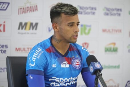 Lucho mira três pontos contra o SP e agradece torcida: “Feliz de responder em campo”