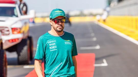 Alonso Fica Fora de Coletivas no GP do México