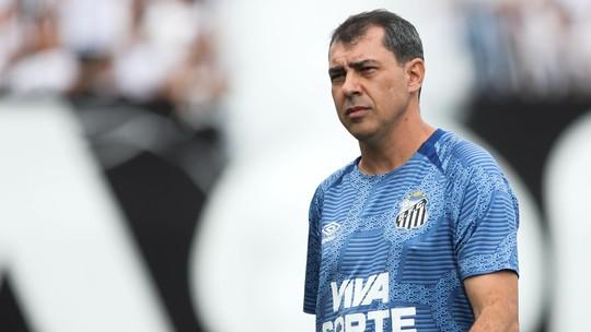 Santos acerta dívida milionária com Carille