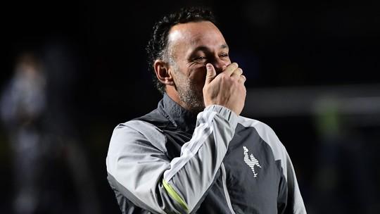 Dúvida no meio-campo do Galo para final da Libertadores