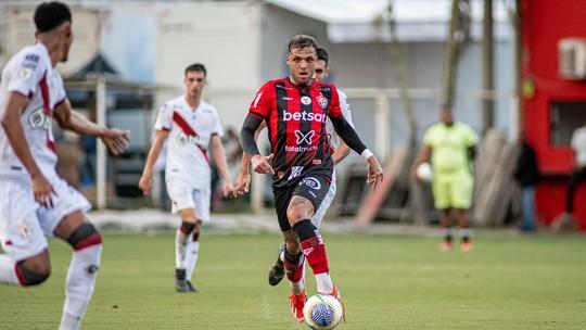 Guarani acerta com dupla do Vitória