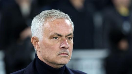 Mourinho cotado para o Everton?