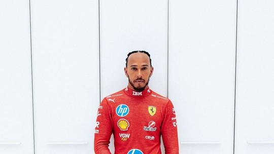 Hamilton estreia com macacão Ferrari