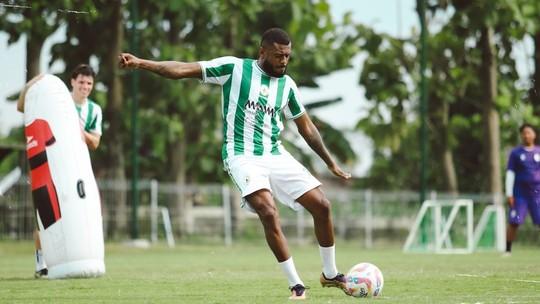 Marcelo Cirino assina com time indonésio