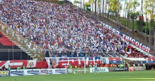 Barcelona de Ilhéus mantém decisão de jogar contra o Bahia no Barradão após reunião