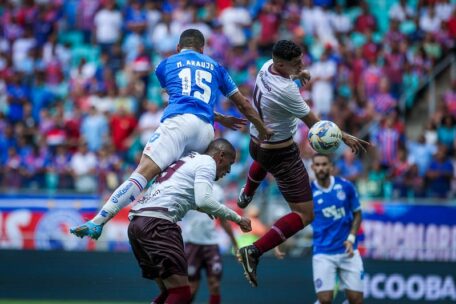 Jacuipense surpreende e vence o Bahia na Fonte Nova de virada