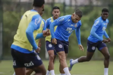 Em uma maratona de jogos, Bahia enfrenta o Paysandu  pela Copa do Brasil