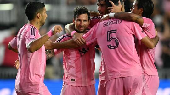 Inter Miami vence com gols de Messi e Suárez