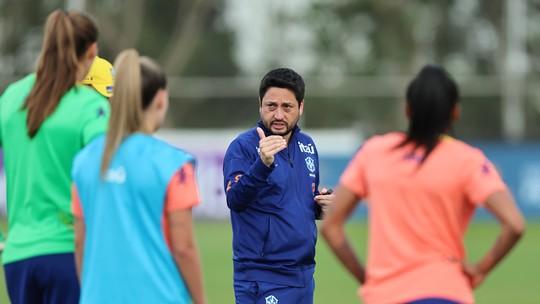Seleção Feminina: mentalidade vencedora com Arthur Elias