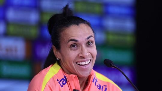 Marta retorna a seleção e fala se pode jogar a próxima copa
