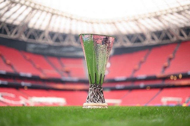 Final da Liga Europa: Tottenham e Manchester United duelam em Bilbao