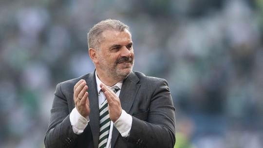 Tottenham demite técnico Postecoglou mesmo após título