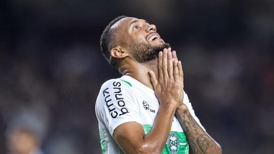 Coritiba: Crise de Gols no Ataque