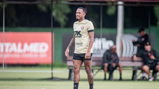 Sport mira Léo Pereira mas Vitória resiste