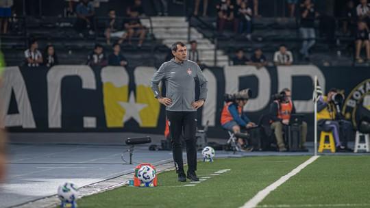 Vitória lidera empates no Brasileirão