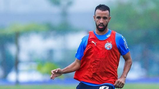 Caio Alexandre fora do jogo contra o Santos