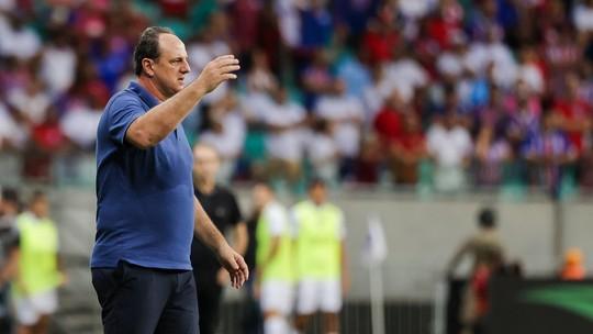 Ceni exalta Ancelotti e foca em troféu