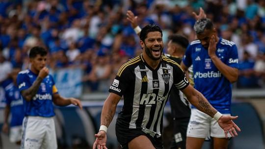 Hulk mira recorde em clássico mineiro
