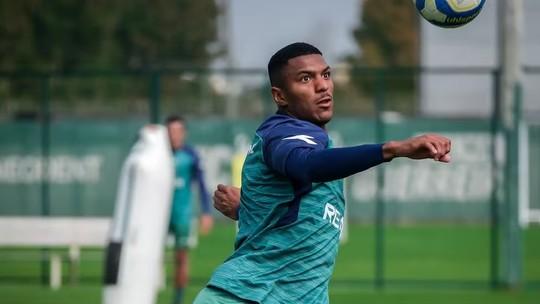 Brandão do Coritiba reforça Danubio