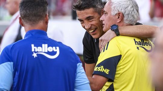 Benfica e Fenerbahçe disputam vaga na Champions