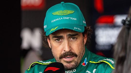 Alonso ignora limitações físicas e acelera para a pista