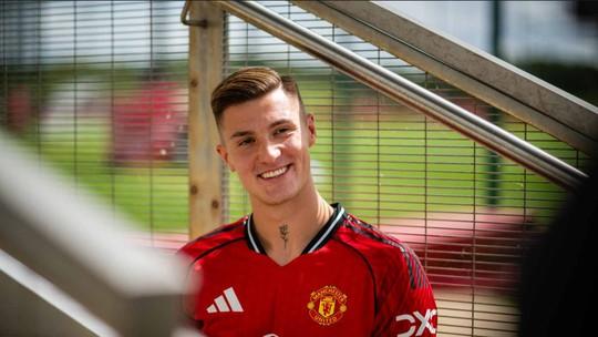 Manchester United fecha com Sesko para reforçar ataque