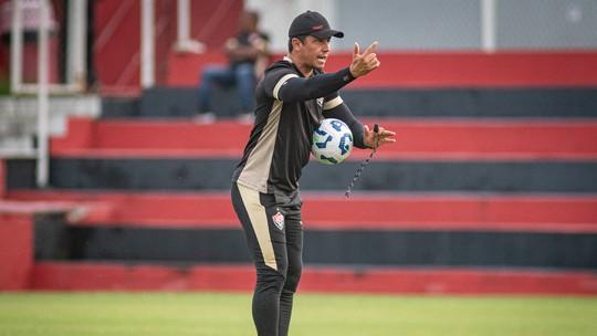 Carpini reencontra Vitória em confronto decisivo