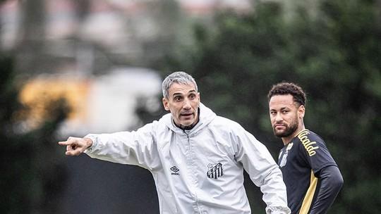 Vojvoda reinventa Santos em pausa estratégica