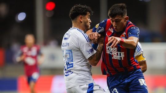Bahia toma virada do Cruzeiro e fica fora do G4