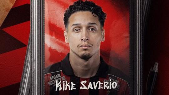 Vitória anuncia Kike Saverio ex Barcelona