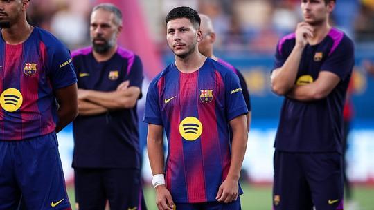 Barcelona enfrenta impasse com novo reforço