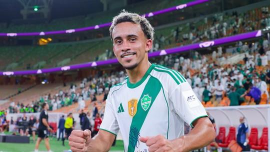 Matheus Gonçalves brilha em estreia vitoriosa no Al Ahli