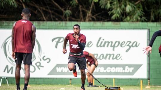 Dudu volta ao Vitória após suspensão de Baralhas