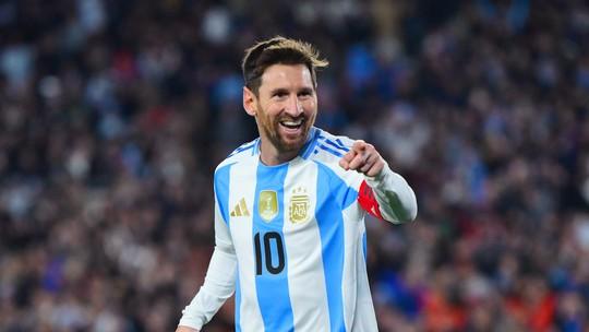Time da família Messi ascende ao futebol profissional argentino
