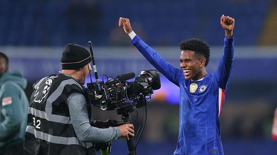 Estêvão turbina inglês para brilhar no Chelsea