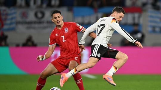 Alemanha busca vaga na Copa contra Eslováquia