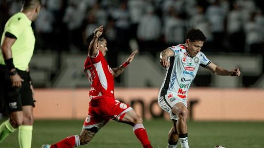 Operário enfrenta Ferroviária em duelo decisivo