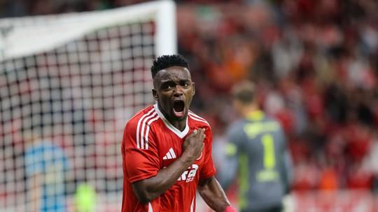 Botafogo mira Carbonero para reforçar elenco