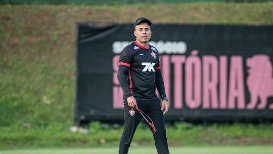 Vitória luta contra a degola