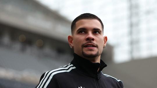 Lesão de Bruno Guimarães pode afetar preparação da seleção brasileira