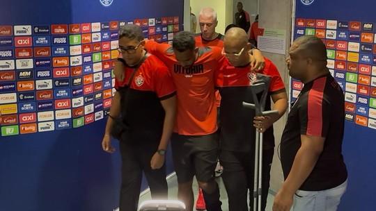 Lesão de jogador do Vitória preocupa torcida após partida na Fonte Nova