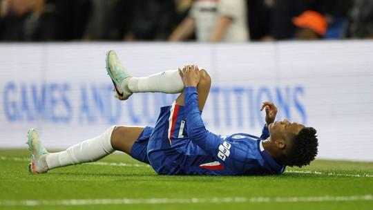 Lesão de Estêvão não deve afetar convocação para Copa