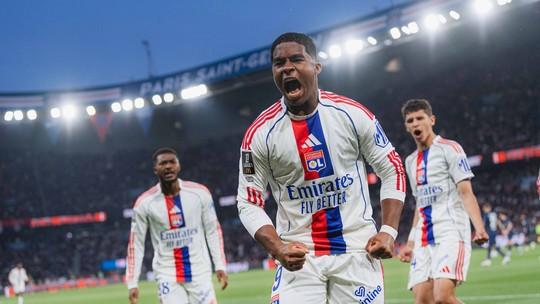 Endrick compartilha crédito por vitória espetacular